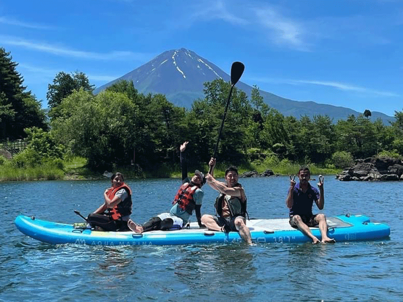 ＜サップでのマリンスポーツ＞